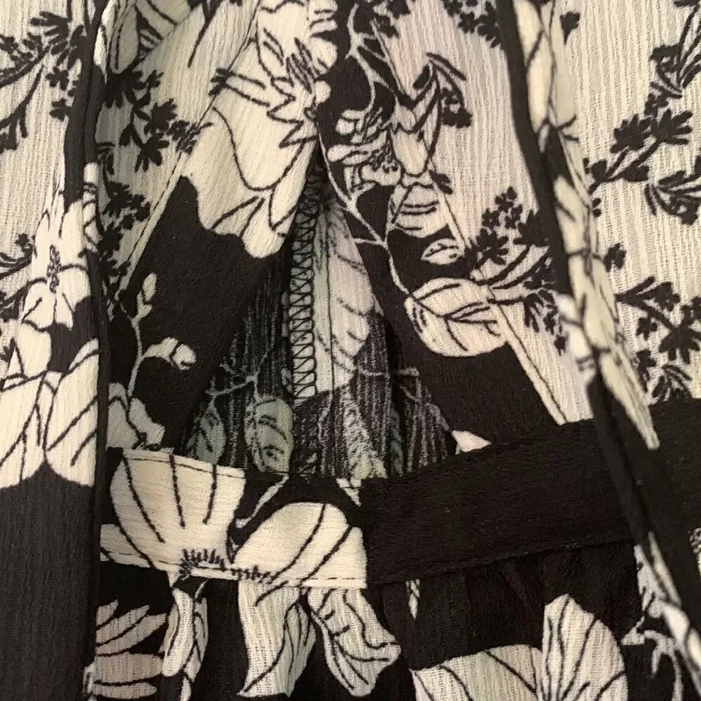 XHILARATION DRESS Black and white floral sundress Size XS NWT